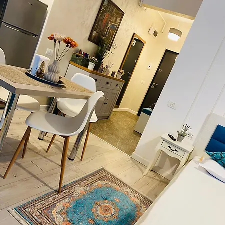 Beatrice Apartment